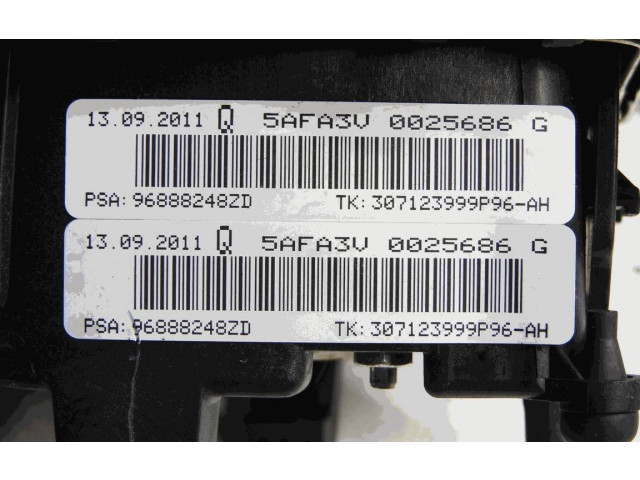 Подушка безопасности водителя 96888248ZD, 0025686 Citroen DS4