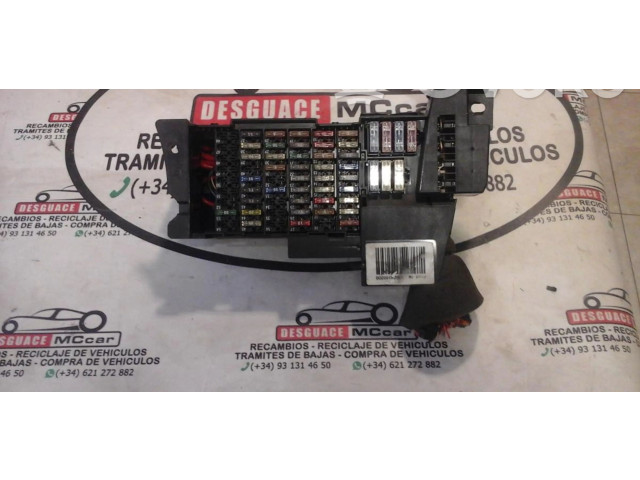 Блок предохранителей 1695451740   Mercedes-Benz A W169    