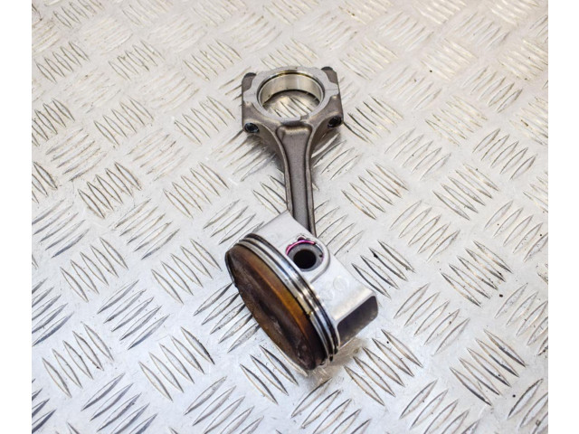  Поршень 2ZR-FXE 1310137120  Lexus CT 200H для бензинового / Электричество двигателя 1.8