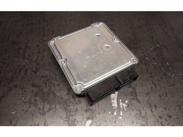 Řídící jednotka 03G906016GP, 0281012168 Volkswagen Caddy 2009