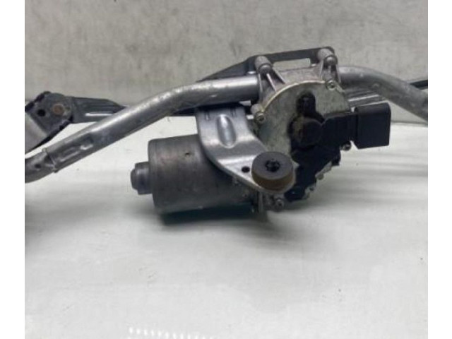 Моторчик дворников     Audi A1