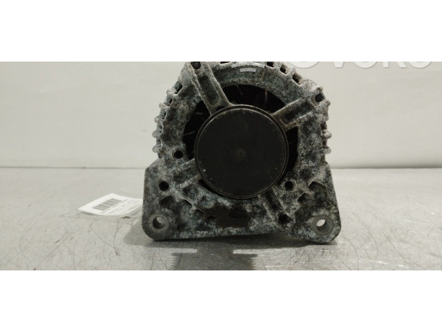 Генератор 8200660033A, 0124425071   Renault Clio III      