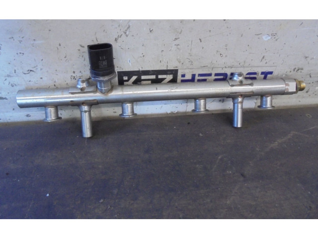 Топливная рампа 06K133317G, 06J906051F   Audi A3 S3 8V   для двигателя CJSA