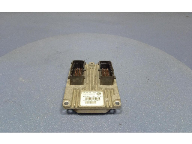 Блок управления двигателем Блок управления 51779527, 51779527 Fiat Albea