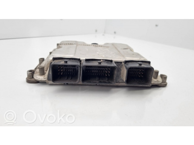 Блок управления двигателя 0281011084, 9647693180   Citroen Xsara Picasso