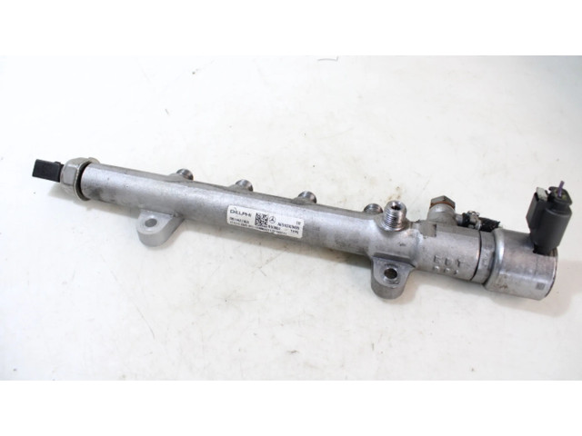 Топливная рампа Infiniti Q50 2.1