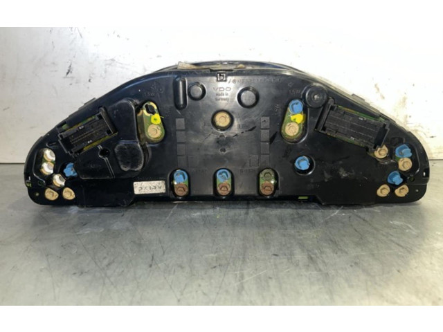 Přístrojová deska Mercedes-Benz E W210 87001345