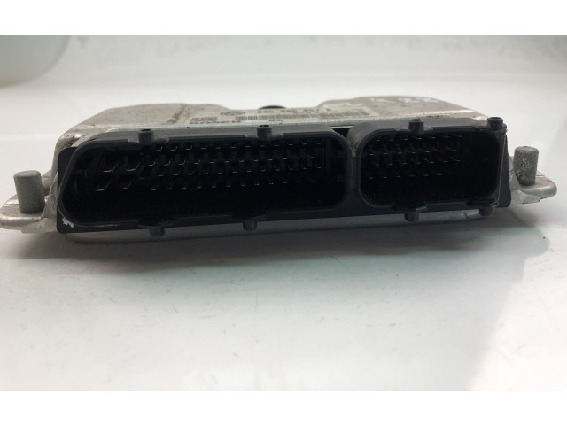 Řídící jednotka 03C906057D Skoda Roomster (5J) 2006