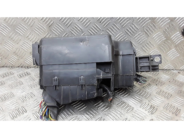 Pojistková skříňka kd4566767 Mazda 6 2013