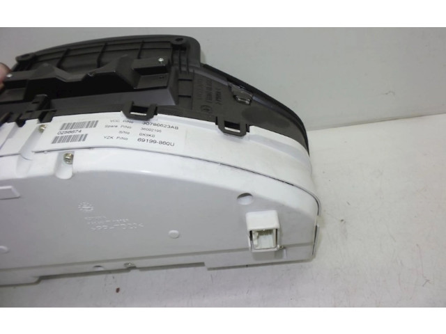 Панель приборов 30786623, 30786623 Volvo V70