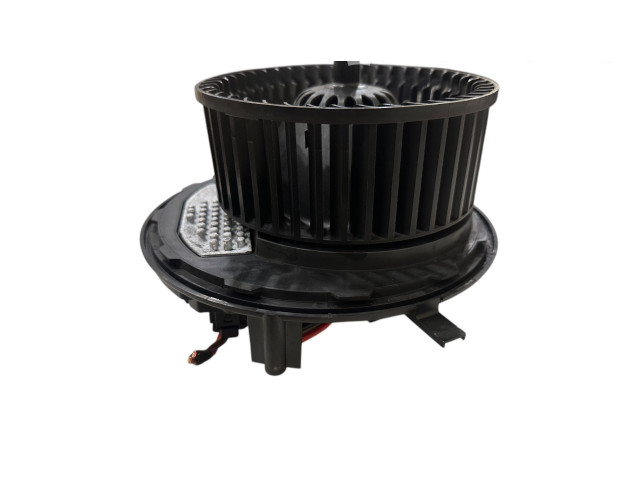 Вентилятор печки    5Q1819021B, 0130115576   Volkswagen e-Golf