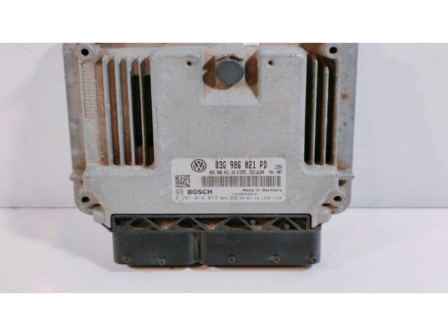 Řídící jednotka 03G906021PD, 1039S22812   Volkswagen Caddy 2007