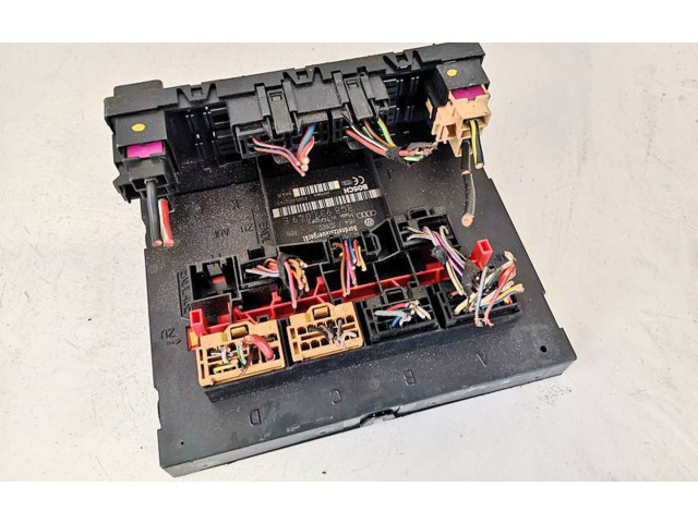 Блок комфорта 3c8937049e, 3m5t-18v815-ef   Volkswagen PASSAT B6   