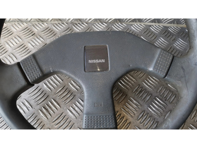 Volant Nissan Sunny 1989