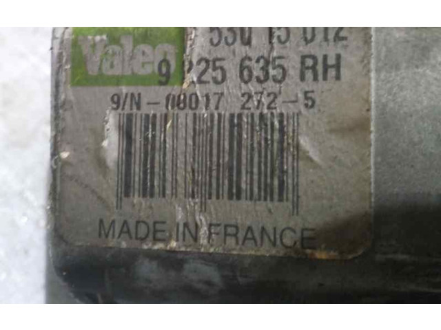 Моторчик заднего дворника 9225635, 53015012 Opel Combo C