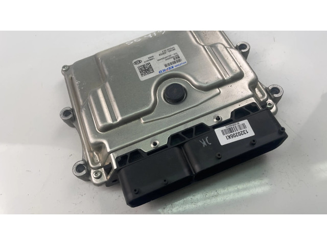 Блок управления двигателем Блок управления 3910303CE8   KIA Ceed