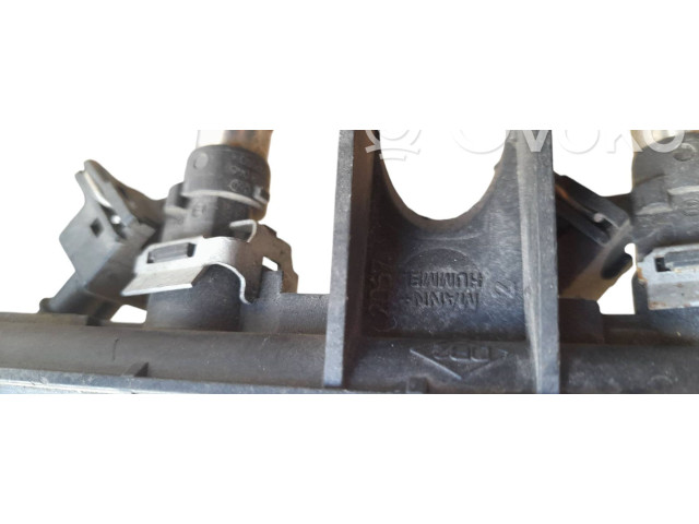 Vstřikovací lišta 8200286064   Renault Clio IV     