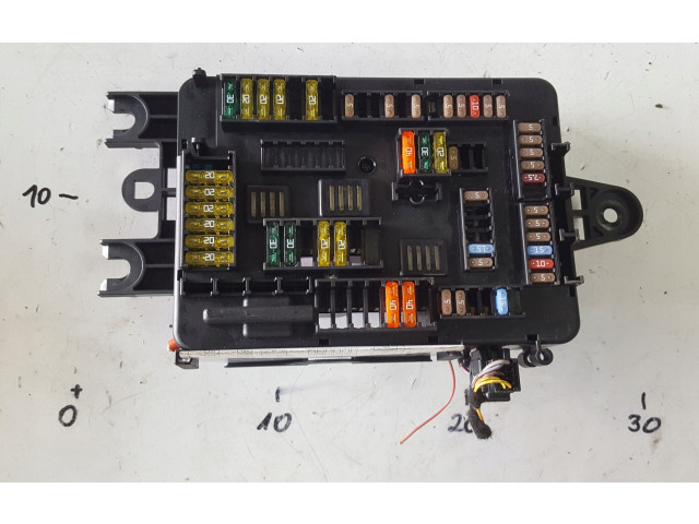 Pojistková skříňka 9261110 BMW 1 F20 F21 2012