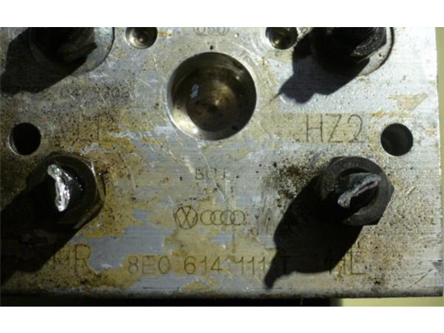 Jednotka ABS 8E0614111, 265202401 Volkswagen PASSAT 2000