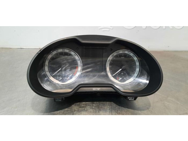 Панель приборов 5E0920751E   Skoda Octavia Mk3 (5E)       