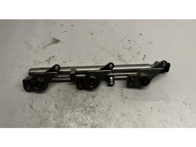 Vstřikovací lišta A2760780245 Mercedes-Benz ML W166 pro benzínový motor 3.5 M 276.955