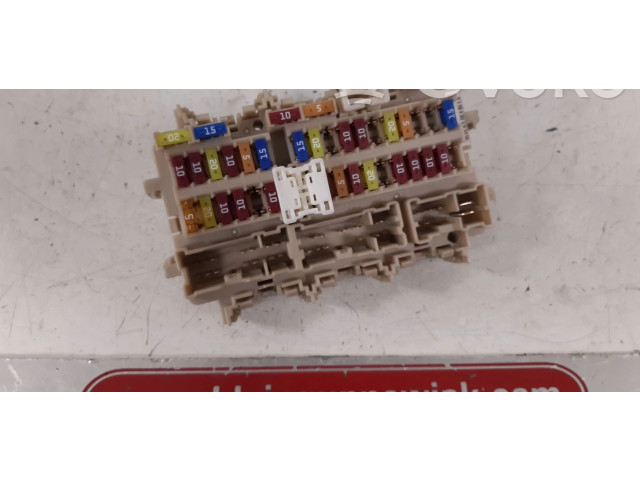 Блок предохранителей A4705405902   Mercedes-Benz W470    