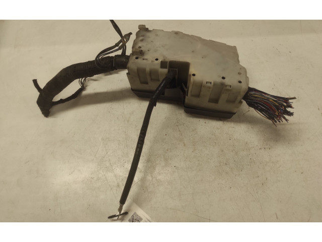 Блок предохранителей C23566760 Audi A6 S6 C5 4B