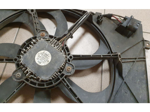 Вентилятор радиатора 1K0121205AA, 1K0121207AS Volkswagen Caddy