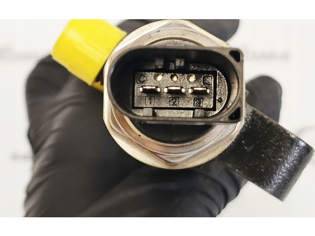 Топливная рампа 96868901, 163KM   Chevrolet Orlando  