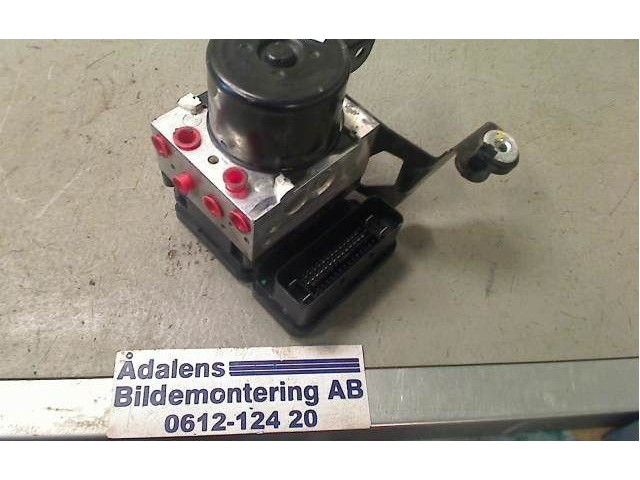 Блок управления АБС 31329140, 8G9N2C405AC Volvo V70