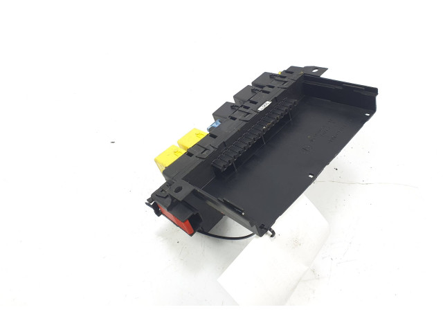 Блок предохранителей     Mercedes-Benz SL R230    