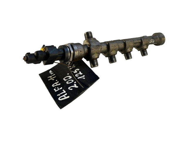 Топливная рампа 55215208, 712050 Alfa Romeo Giulietta 2.0