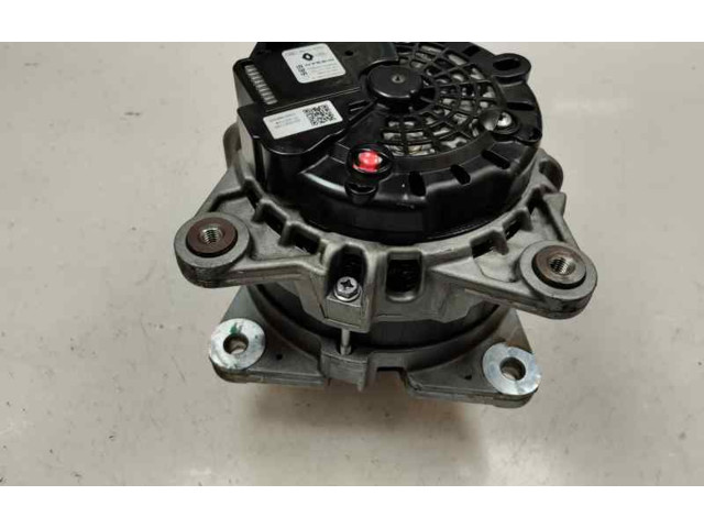 Генератор 231002175R--A Dacia Sandero III