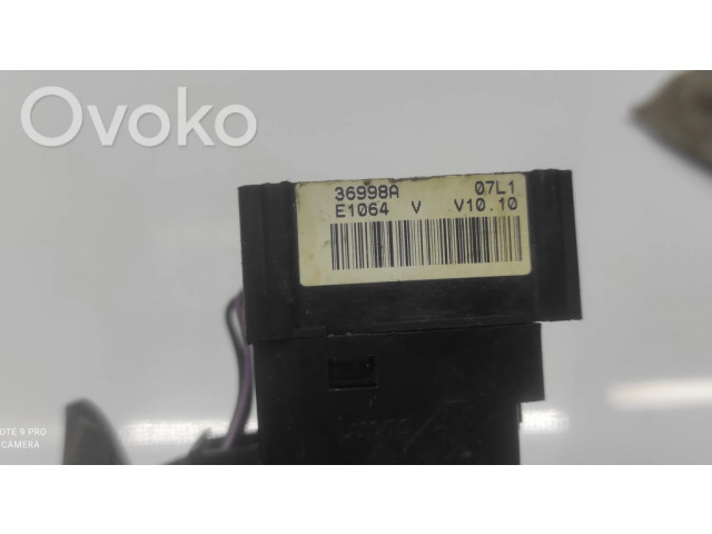 Ручка поворотов/ фонарей