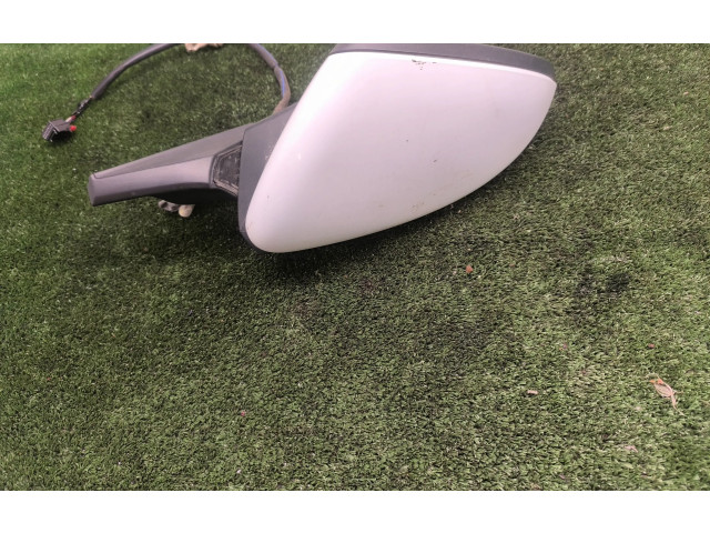 Зеркало электрическое Volkswagen Golf VII 2013 - 2019 года