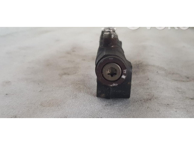 Топливная рампа 9654592680 Citroen C4 I для двигателя 9HX