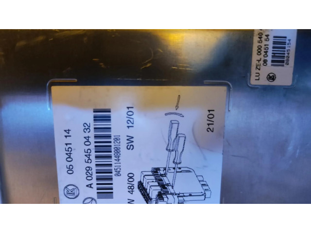 Pojistková skříňka a0295450432 Mercede-Benz S W220