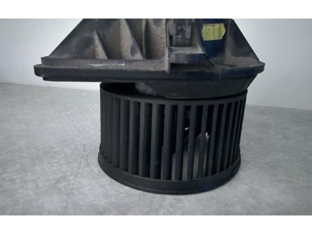 Вентилятор печки    7701050310, 7701050310   Renault Trafic II (X83)