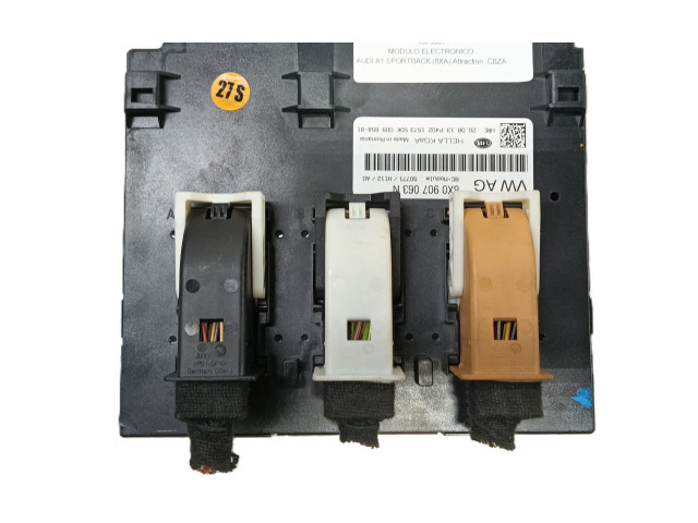 Блок управления 5DK00965881, 8X0907063N Audi A1