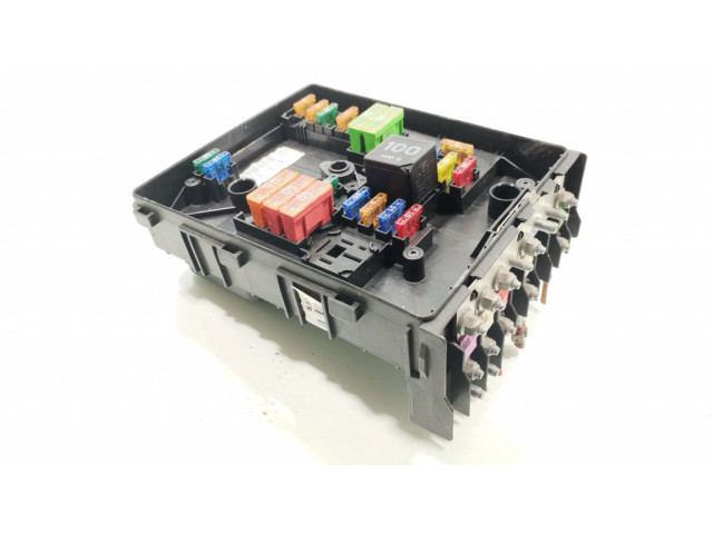 Pojistková skříňka 1K0937125A Volkswagen Eos 2007