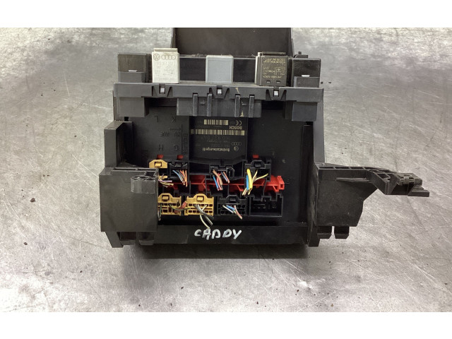 Блок предохранителей 1K0937049AG, F005V00659 Volkswagen Caddy