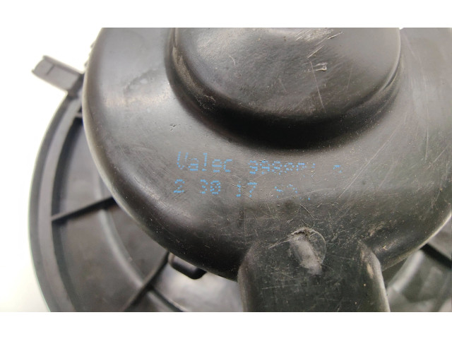 Вентилятор печки Volkswagen Caddy