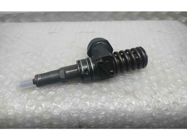 Форсунка 038130073AG, BOSCHBOMBA    Volkswagen Jetta II  BXE 