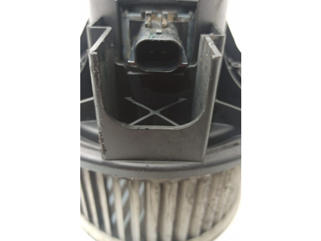 Вентилятор печки Jeep Cherokee III KJ