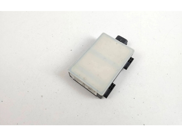 Датчик слепых зон 31476725 Volvo XC90