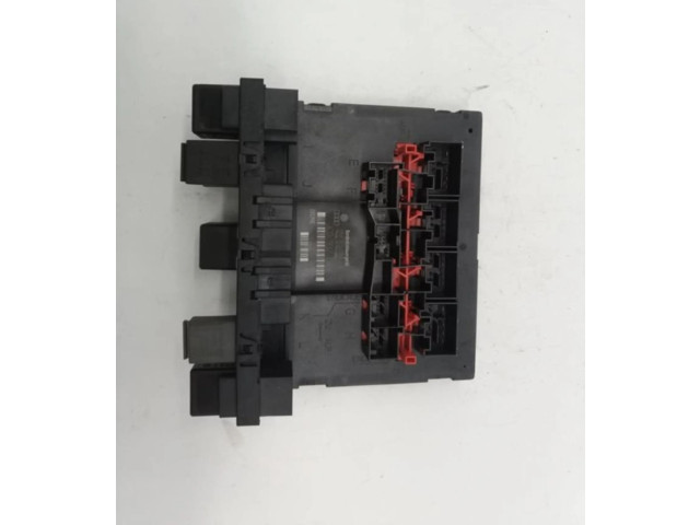 Pojistková skříňka 3C0937049AJ Skoda Octavia Mk2 (1Z)