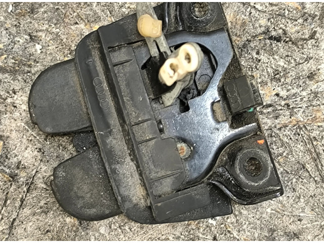 Замок багажника     Audi A6 S6 C5 4B 1997 - 2005 года