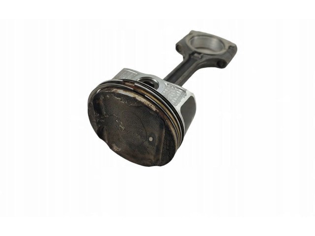 Поршень 475331 Dacia Lodgy