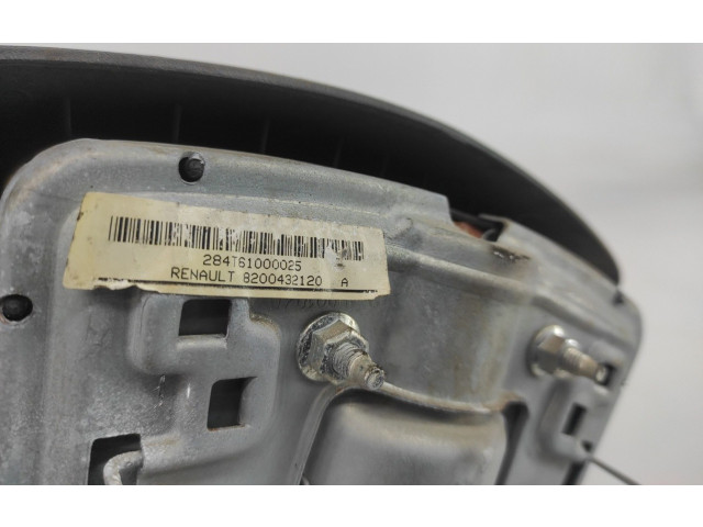 Подушка безопасности водителя 8200432120   Renault Clio II