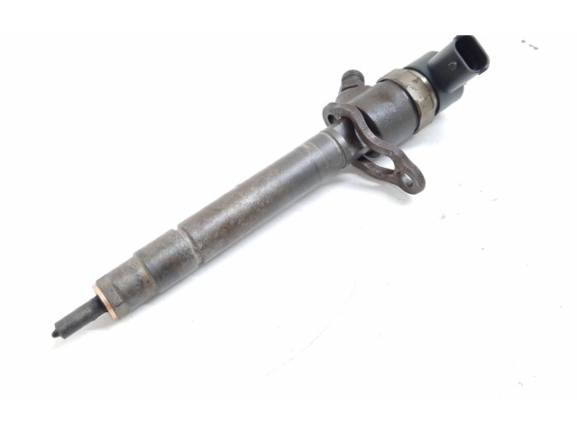 Форсунка 30750283    Volvo XC90  D 5244 T4 